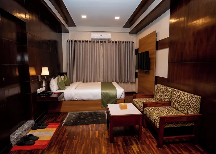 Marcopolo Business 2*