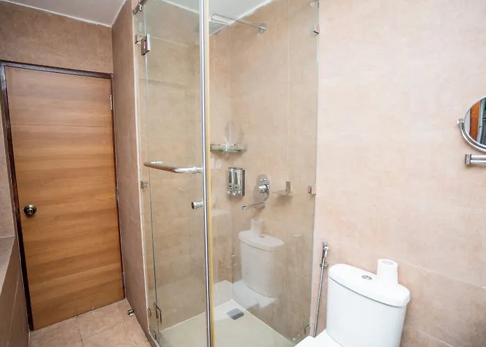 Marcopolo Business 2*