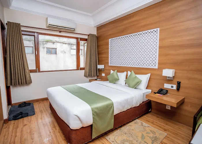 Marcopolo Business Катманду